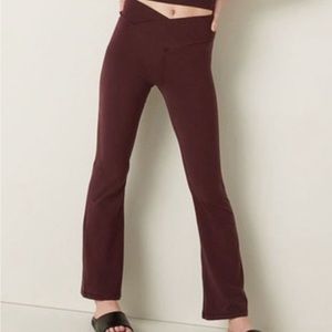 Victoria secret PINK Active Cotton crossover flare leggings